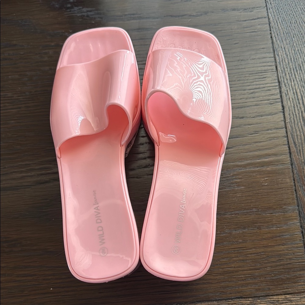 Wild Diva Pink Casual Slide Sandals